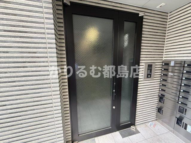 ウェルスクエア都島のエントランス