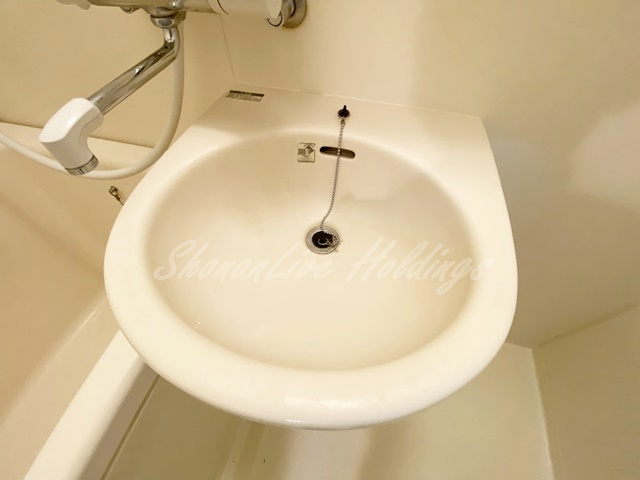 茅ヶ崎市中海岸３丁目の賃貸マンションの洗面所