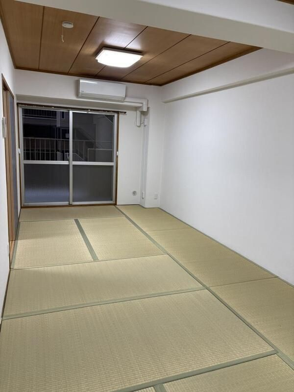 ニューライフ難波の和室