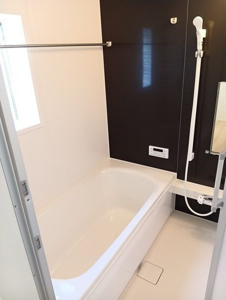 クレイドルガーデン枚方市長尾家具町の浴室