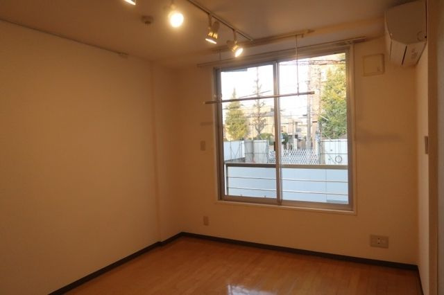 Ｂｒａｎｃｈｅ笹塚の洋室