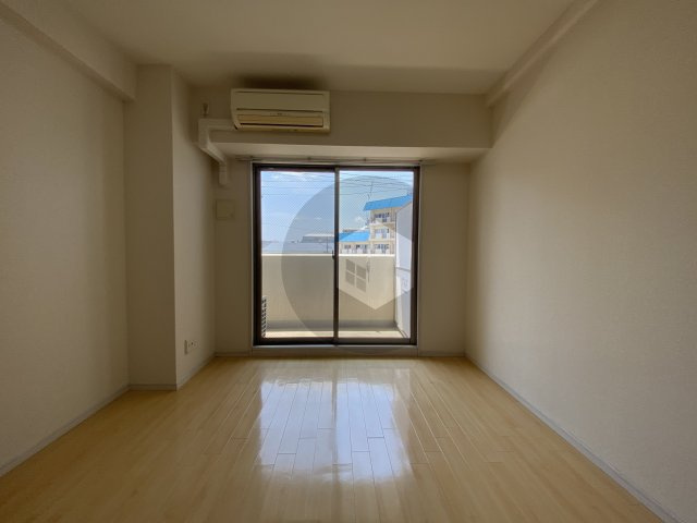 ゼファー東大阪の寝室