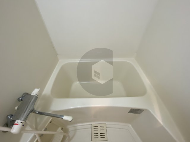 ゼファー東大阪の浴室