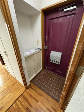 ロイヤルパレス深良の玄関