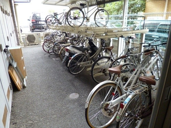 リリーパレスナルシマⅢのその他共用部分