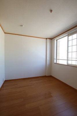 【寝室】 | ウルーアンジュ