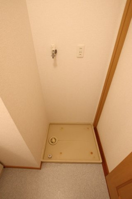 【設備】 | ウルーアンジュ | 室内洗濯機置場