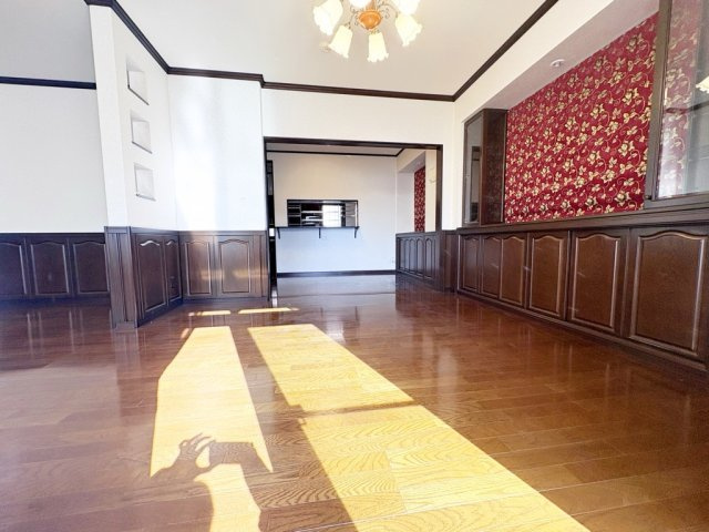 和歌山市東高松3丁目の居間・リビング