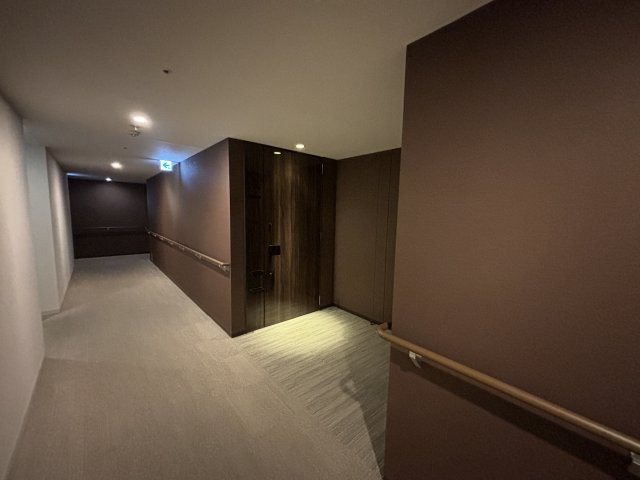 高級感のある玄関が帰りを迎えてくれます。