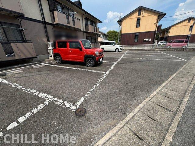 メゾン・ド・カメリアの駐車場|他社様掲載物件もまとめてご紹介、ご案内可能です(^^)/