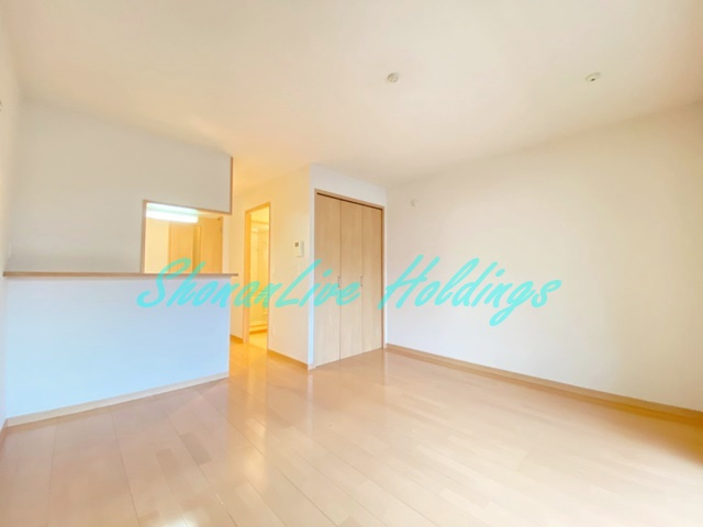 茅ヶ崎市十間坂２丁目の賃貸マンションの洋室