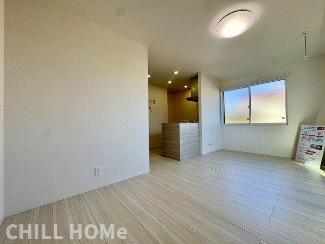 カスタリアⅦの居間・リビング|他社様掲載物件もまとめてご紹介、ご案内可能です(^^)/