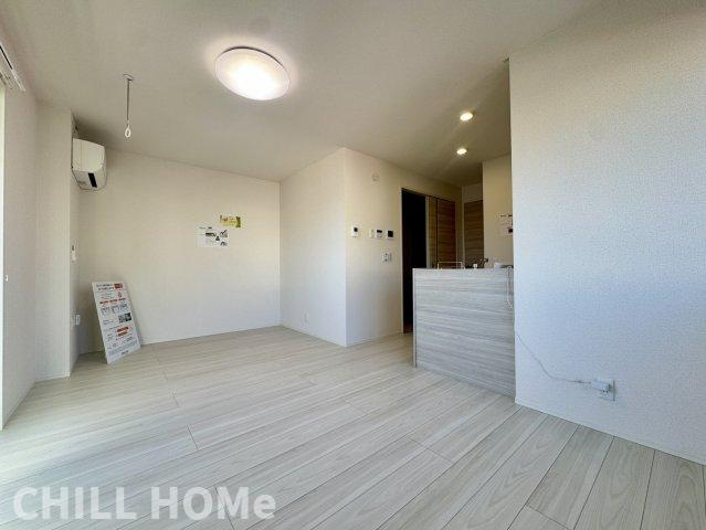 カスタリアⅦの居間・リビング|他社様掲載物件もまとめてご紹介、ご案内可能です(^^)/