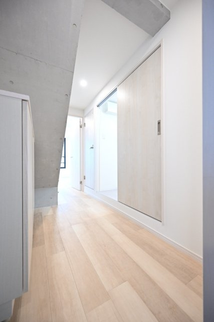 ＥＳ－Ｇｒａｎｄｅ文京白山の玄関|収納もある玄関です