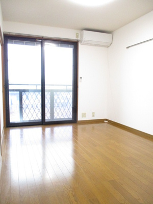 【洋室】 | メゾンK&AⅡ A