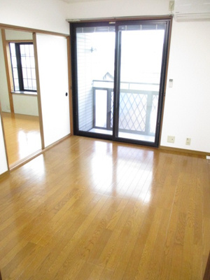 【洋室】 | メゾンK&AⅡ A