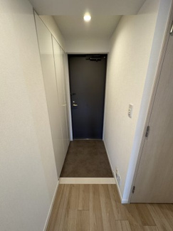 【玄関】 | パーク・アヴェニュー神南 | ※写真は同タイプ住戸です。