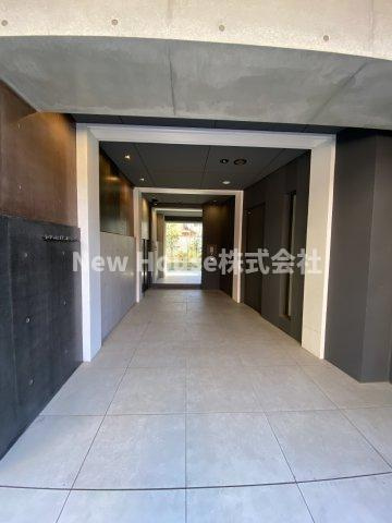 豊島区池袋１丁目の賃貸マンションのエントランス