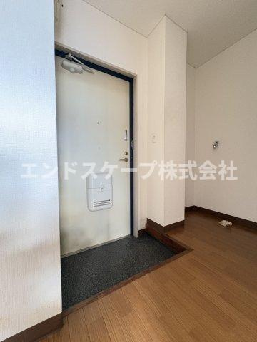 ウイングマンションの玄関|高崎、前橋のお部屋探しはエンドスケープまで！お客様の理想お聞かせ下さい♪