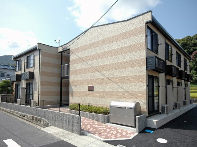 レオパレスＲｉｎａの外観|外観もきれいです