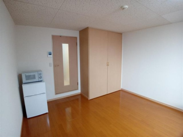 レオパレス泉の居間・リビング|※写真と現状が異なる場合は現状を優先