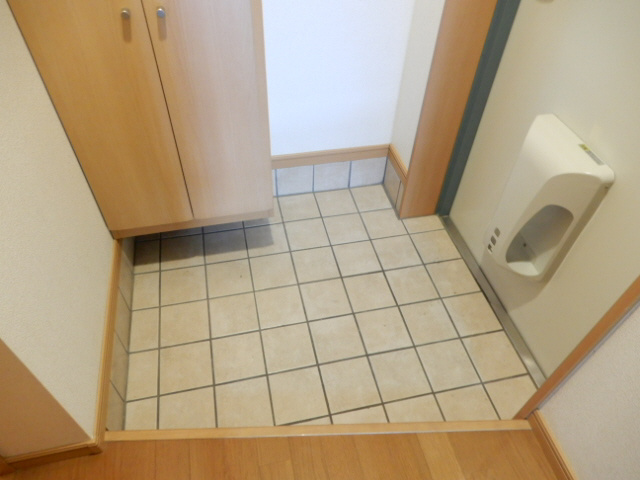 カレント　スクエアの玄関