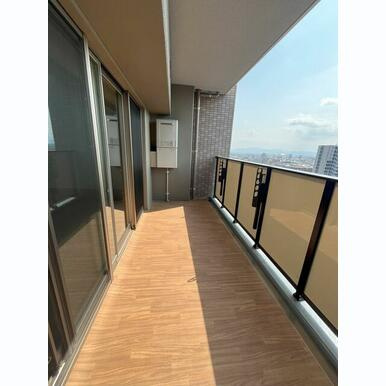 熊本市西区春日２丁目の賃貸マンションのバルコニー