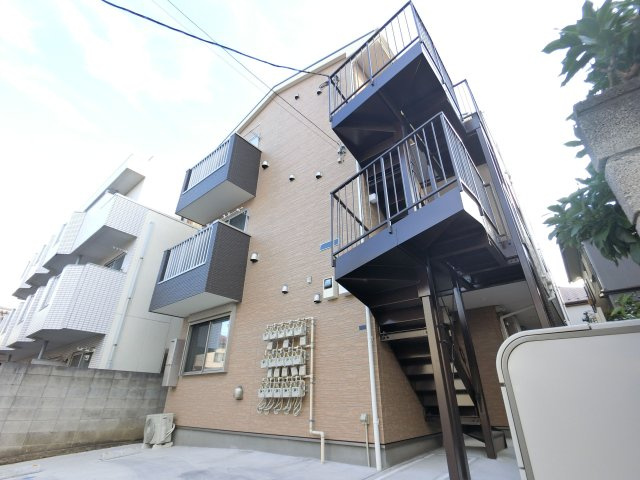 ライブリー千葉松波の外観
