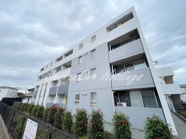 茅ヶ崎市香川４丁目の賃貸マンションの外観