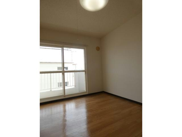 171マンションAの洋室