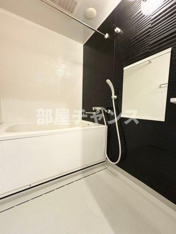 B's117 Northの浴室