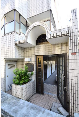 メゾン・ド・エピナールのエントランス