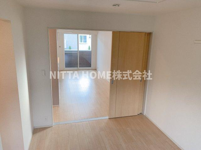 ザ　カルムスペース　ササヤマ２の寝室|洋室にもエアコン付きで寝室にぴったり☆