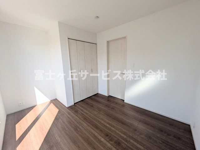 【洋室】 | 磐田市国府台 3期 新築一戸建て 1号棟 | 洋室です