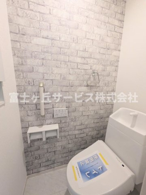 【トイレ】 | 磐田市国府台 3期 新築一戸建て 1号棟 | １F2F同タイプのトイレがあります