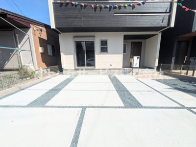 【駐車場】 | 磐田市国府台 3期 新築一戸建て 1号棟 | ３台駐車可能です