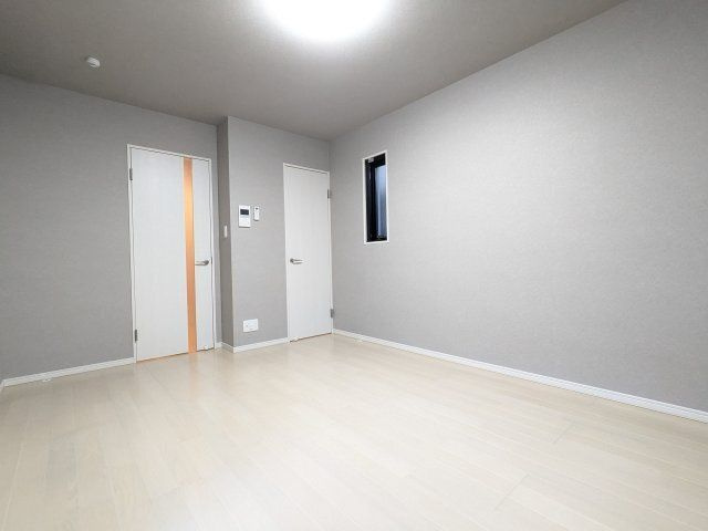 モダンアパートメント武蔵小山の洋室