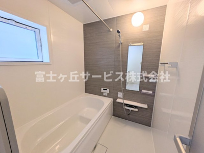 【浴室】 | 磐田市国府台 3期 新築一戸建て 2号棟 | 風呂です