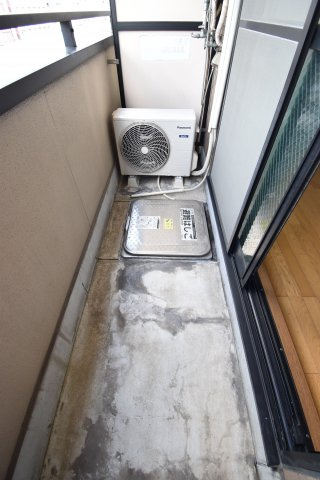 桜川ZENSHIN,BLDのバルコニー