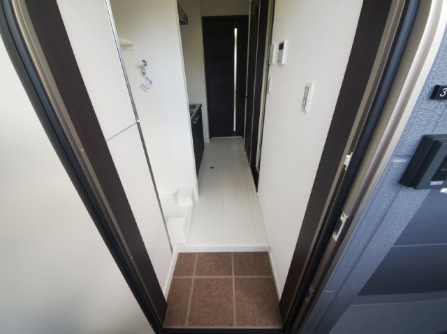 グランクオール三軒茶屋の玄関