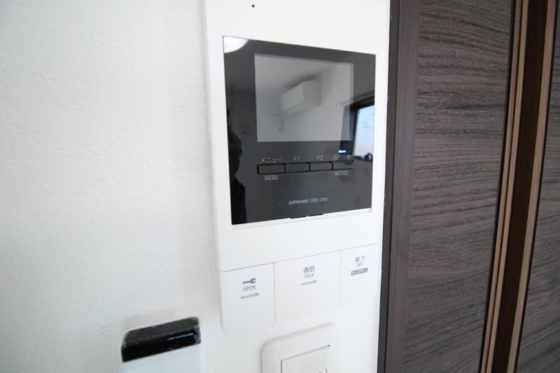 グランクオール三軒茶屋のセキュリティ|室内モニター付きオートロック