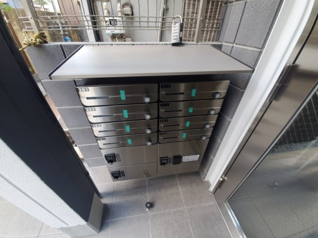 グランクオール三軒茶屋のその他共用部分|郵便ボックス