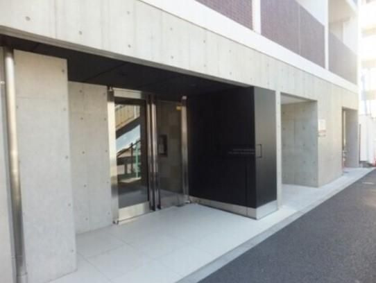 メイクスデザイン門前仲町のエントランス