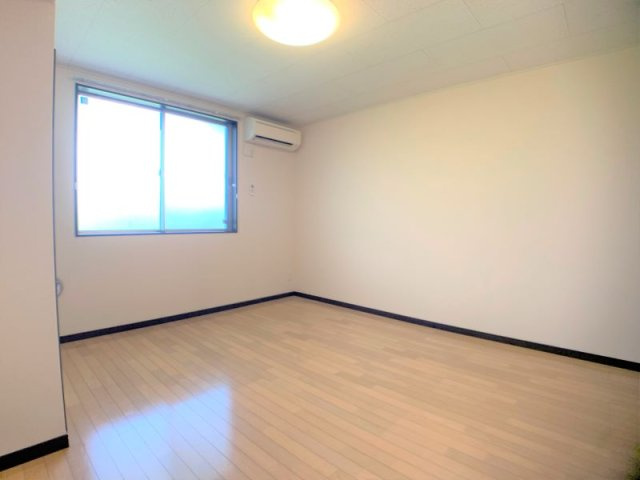 【寝室】 | レオネクスト筑紫町 | 設備・仕様は号室により異なる為、現況を優先致します。