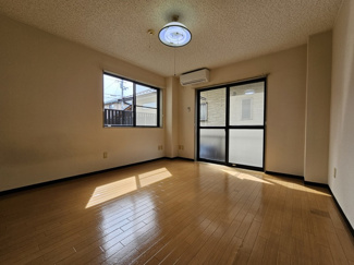 【玄関】 | WINS 弐番館 | 扉を開けてもお部屋の中が見えません