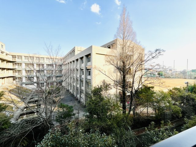 コスモ西宮山手の展望