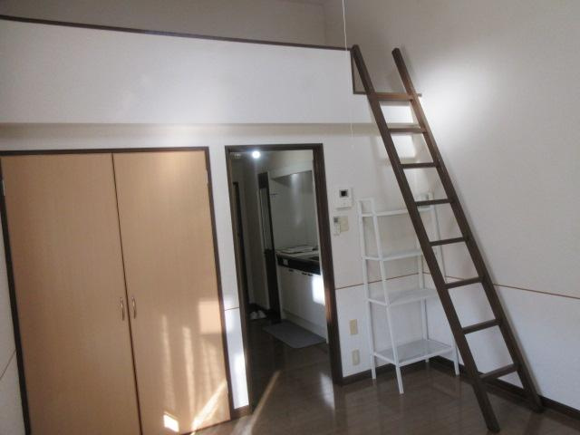 ラフォーレ坂本の居間・リビング|ゆったりとしたリビングです