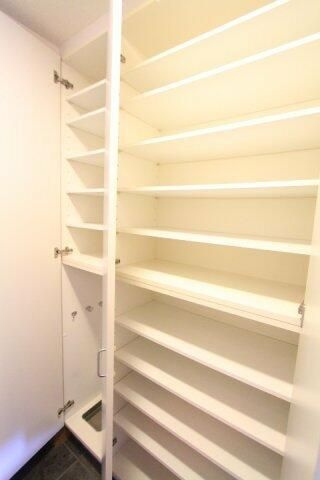 プライムアーバン町屋サウスコートの収納