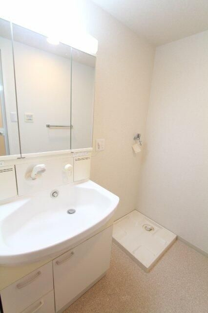 プライムアーバン町屋サウスコートの洗面所