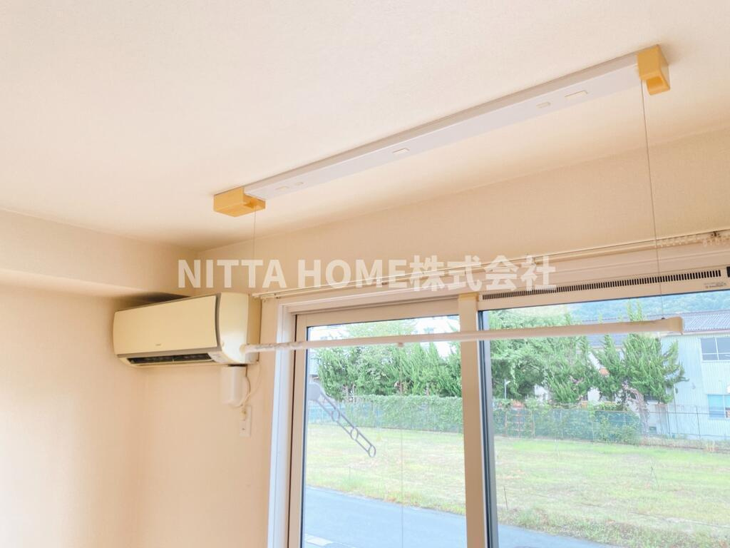 ふぁみーゆのその他|室内物干し完備◇